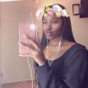 Meet your Posher, Jenévah